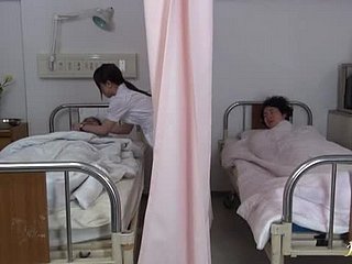 Hikaru Ayami pielęgniarka zajebiście bani i przejażdżki kurek