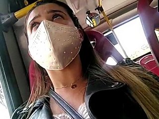 Masturbate sur le bus