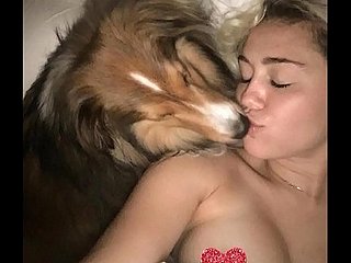 Miley Cyrus รั่วไหลออกมาเปลือย