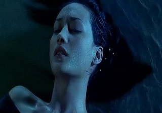 Maggie Q Naked Weapon