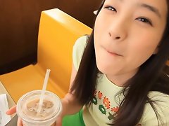 bánh trước bãi biển