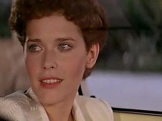 Sylvia Kristel ile Güle Güle Emmanuelle (1977)