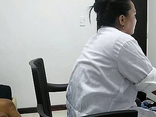 Saya mempunyai tekanan yang terlalu banyak saya akan mendapat urut dan berehat