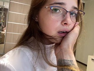 หมอสกปรกรักษาฉันด้วย blowjob