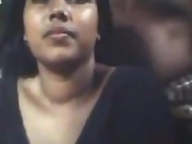रोमांस n सेल्फी दबाने स्तन