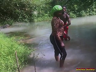 AFRIKANISCHER STREAM-SEX MIT Sham PROPHET, während er meine Amateur-Frau fickt