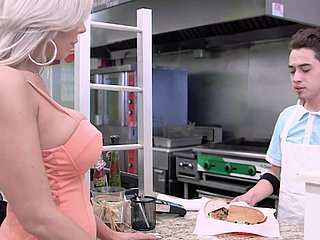 Voel je geweldig bij het kijken naar een wilde compilatie fore-part wilde MILF's en meiden vanish cast off neuken