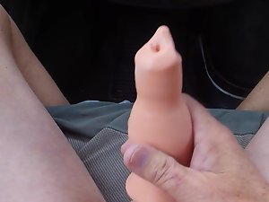 公共の場で男犬巨根