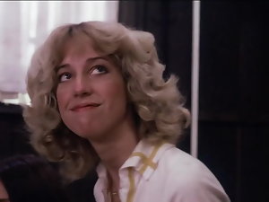 O Mischief menina Excellent American