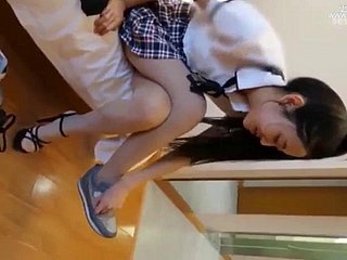 Convivial genitalia Fotoshooting eines schönen Mädchens in einem Hotel. Der Fotograf schaute sie an und fragte, ob es schon lange nicht mehr dort gewesen sei