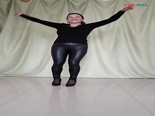 중국 섹시한중년여성 댄스