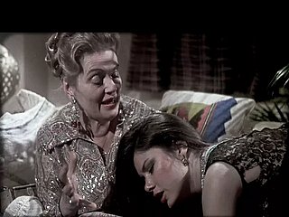 Anne ve Amca Üvey Babalara Öğretiyor Üvey Kızlarına Değil (şaka yapıyorum)