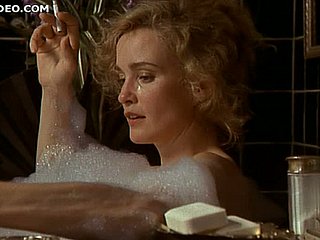 La popularity retrò mozzafiato Jessica Lange mostra i suoi cespugli e le allure tette