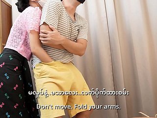 Cô giáo dạy kèm bị học sinh địt