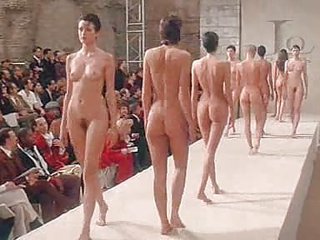 عرض أزياء الجزء 2