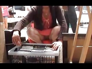 ตลาดไม่มีกางเกง upskirt.flv