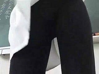 ครูเซ็กซี่กับกางเกง Stokings
