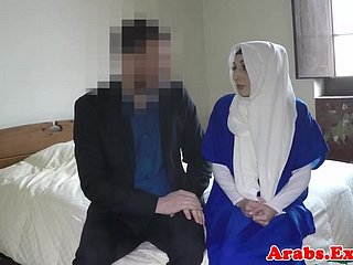 히잡의 이슬람은 거시기를 빨아 전에 doggystyled