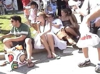 chica pillada go wrong BRAGAS (hayır külot)