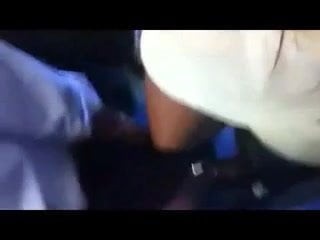 Jej przyjemny ile dziewczyn nie mogę powiedzieć, aby uzyskać encoxadas