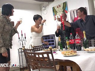 Pháp kỷ niệm Đảng Rẽ vào một