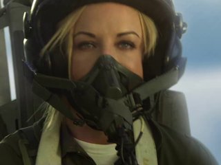 Hardcore en vervelende groep bonzen met hete kont porno piloten