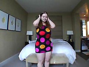 ลึกกระ BBW Redhead ขิงโรดส์ Sucks Flannel และระยำ
