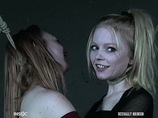 BDSM หีโหดร้ายสำหรับหนุ่มสาวอลิซ