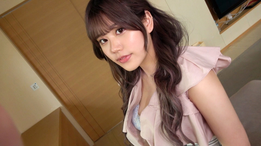 SIRO-5142 【巨根がすっぽり天然Hカップ】セックスへの好奇心が止まらない！膣奥を巨根で何度も突き上げると